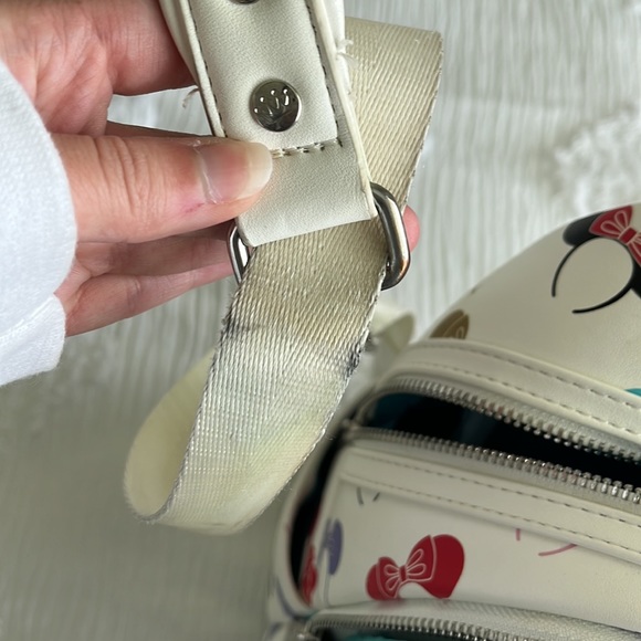 Loungefly Ear Headband Backpack - Picture 3 of 4